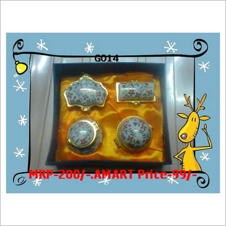 Elegant Porcelain With Metal Frame Gift Items