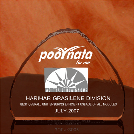 Laser Engraved Corporate Logo - Crystal 5x7 cm Clear, Elegant Design, Customizable, Presentation Box Packaging