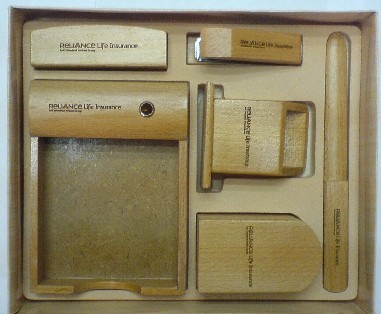 6 pc wooden desk set