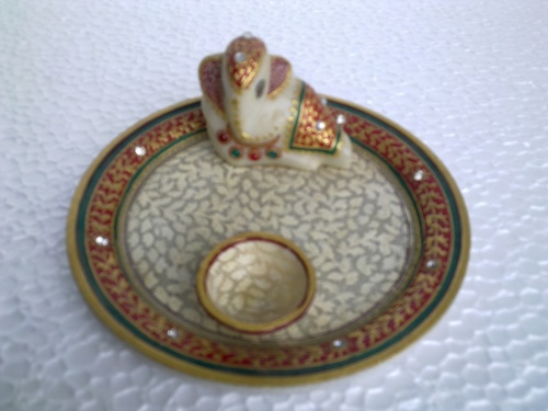 6' Marble Plate With Sitting Ganesh Ji & 1 Diya