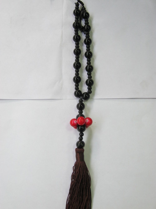 RED BLACK BEEDS