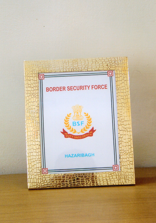 FRAME MEMENTOES