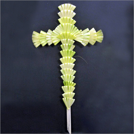 Coconut Shell Cross 4 ft