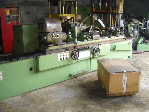 Used Cylindrical Grinder Machine WMW SU 315 x 2000