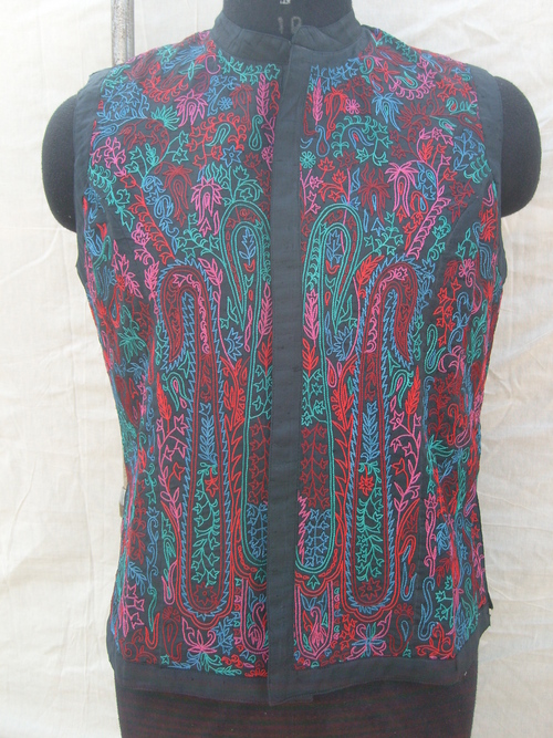Sleeveless Jacket - Silk, Medium, Black | Elegant Design, Fine Needlework, Silk Thread, Comfortable Fit