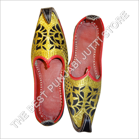 Embroidered Punjabi Jutti