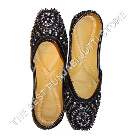 Beaded Jutti