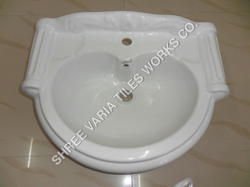 Pedestal Wash Basin
