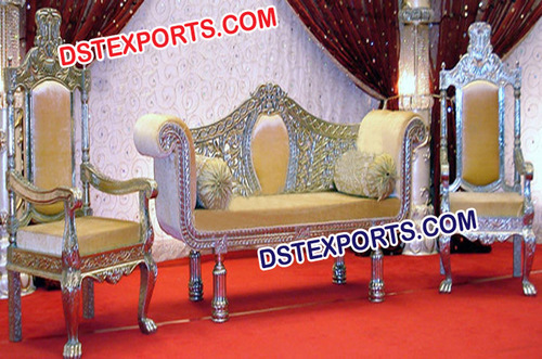 वेडिंग स्टाइलिश फर्नीचर सेट