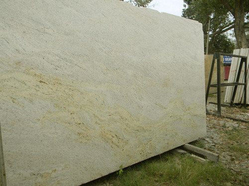 Ivory Gold Granite Application: Countertops