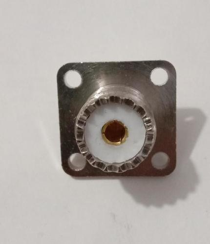 UHF F 4 HOLE SOLDER CONNECTOR