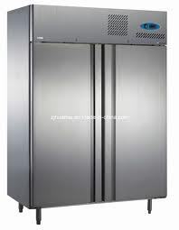 Commercial upright refrigerator
