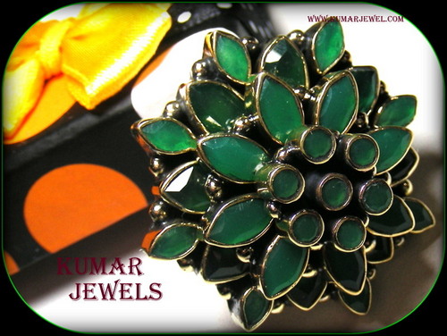mughal kundan antique ring in flower shape,fashion,traditional,fancy royal look,jewelry
