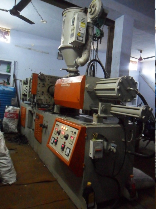 Fully Automatic Plastic Injection Molding Machine