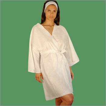 Kimono Style Bathrobe - Color: White