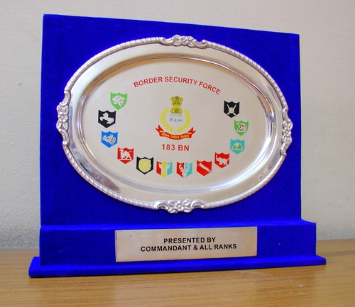 BRASS MEMENTOES OVAL