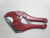 Ratchet Cutter - Steel & Plastic, 200 Mm Length | Red, Ergonomic Handle, 25 Mm Cutting Capacity, 200g Weight For Plastic Pipes And Tubes