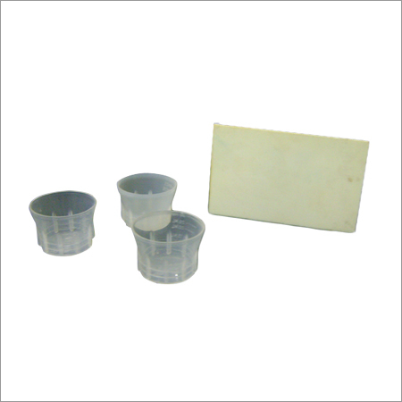 MEASURING CUP SPREADER