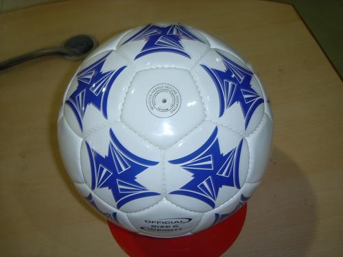 Pure PU - PU Leather Size 5 White, Durable Reliable Good Grip Accurate Kicks