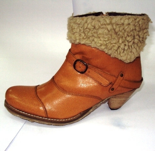 Girls Boot