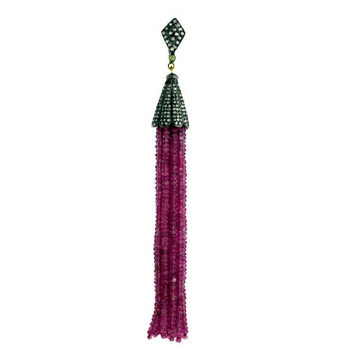 18k Gold Tassel Pendant