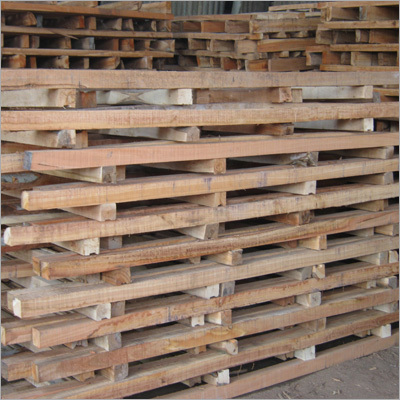 Brown Wooden Packaging Pallets