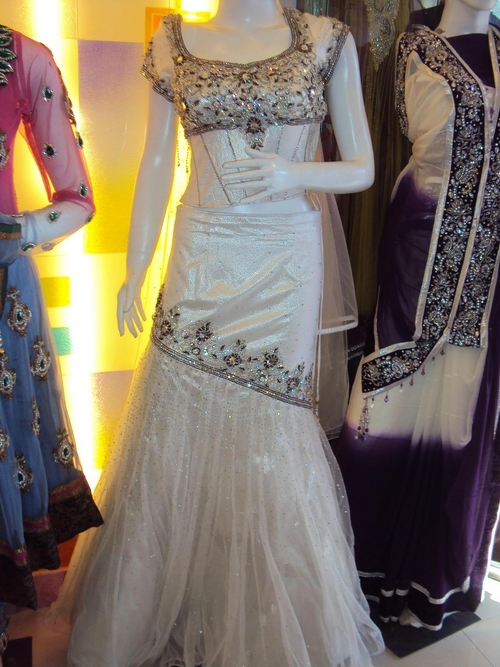 Trendy Reception Outfits