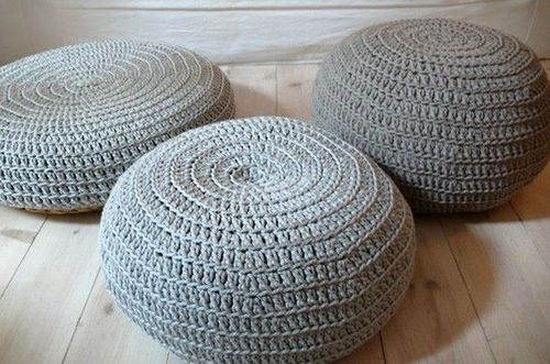 Crochet pouf