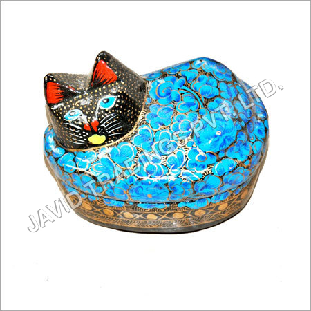 Cat boxes with basket 