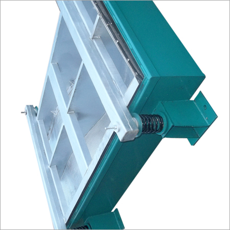 Paper Machine Vibrating Screen