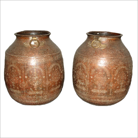 Handicrafted Brass Pots