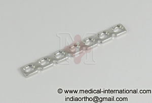 STRAIGHT RECONSTRUCTION PLATES FOR 3.5MM SCREWS