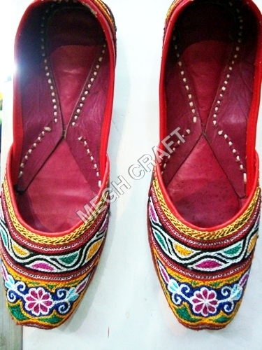 Ladies Handcrafted Juties