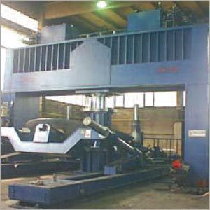 Hydraulic Press With Manipulators
