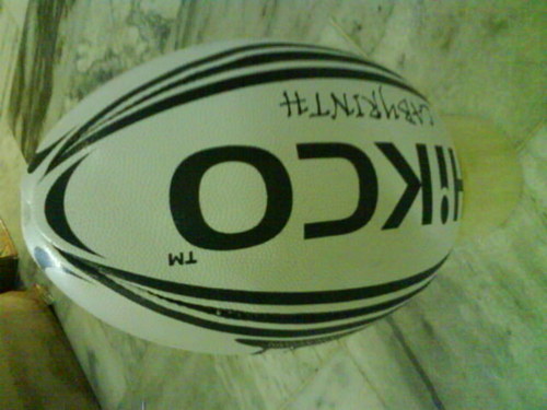 LABYRINTH UNION RUGBY BALL