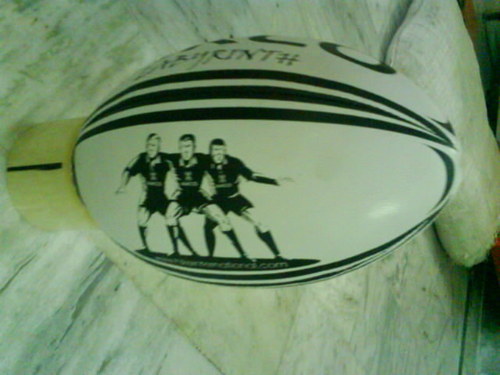 LABYRINTH UNION RUGBY BALL