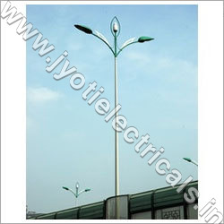Solar Street Lighting Pole