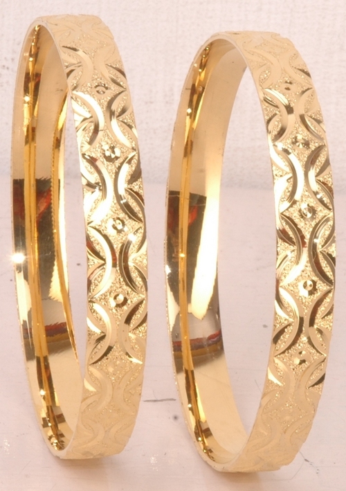 Diamond Cut Bangles - Gold 20x5 mm, Yellow | Elegant Design, Durable Material, Stylish Accessory, Fine Craftsmanship