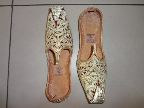 gents jutti ki design
