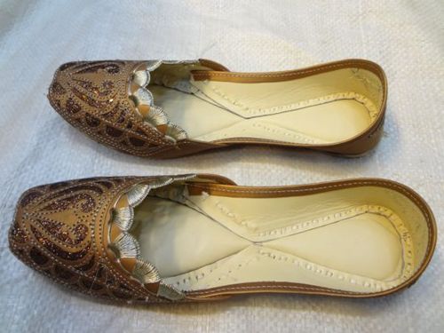 Ladies Punjabi Jutti