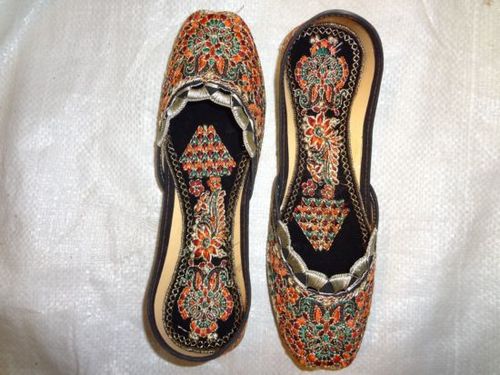 Ladies Punjabi Jutti