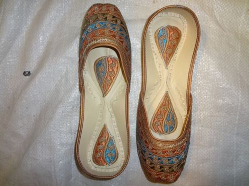 Ladies Punjabi Jutti