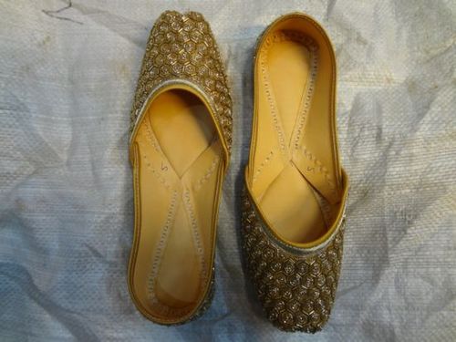 Ladies Punjabi Jutti