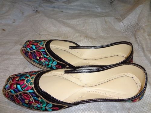 Ladies Punjabi Jutti