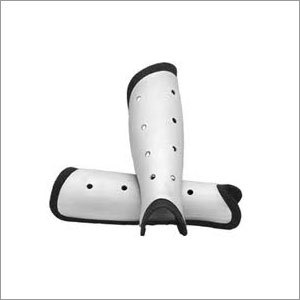 HOCKEY SHIN PADS