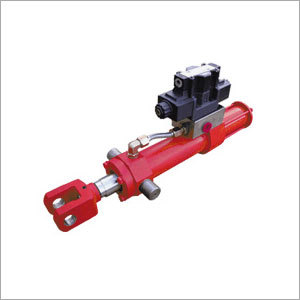 Hydraulic Cylinder with On-Board Controls for Test