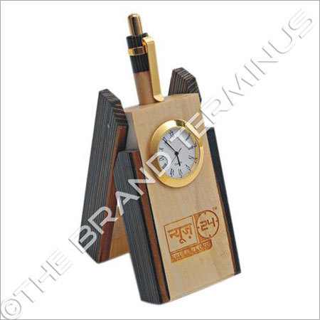 Pen Stand With Clock