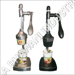 Domestic Hand Press Juicer