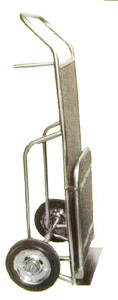 Goods storage trolley