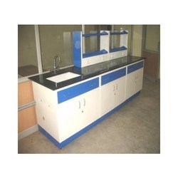 Work Table with Reagent rack and Sink
